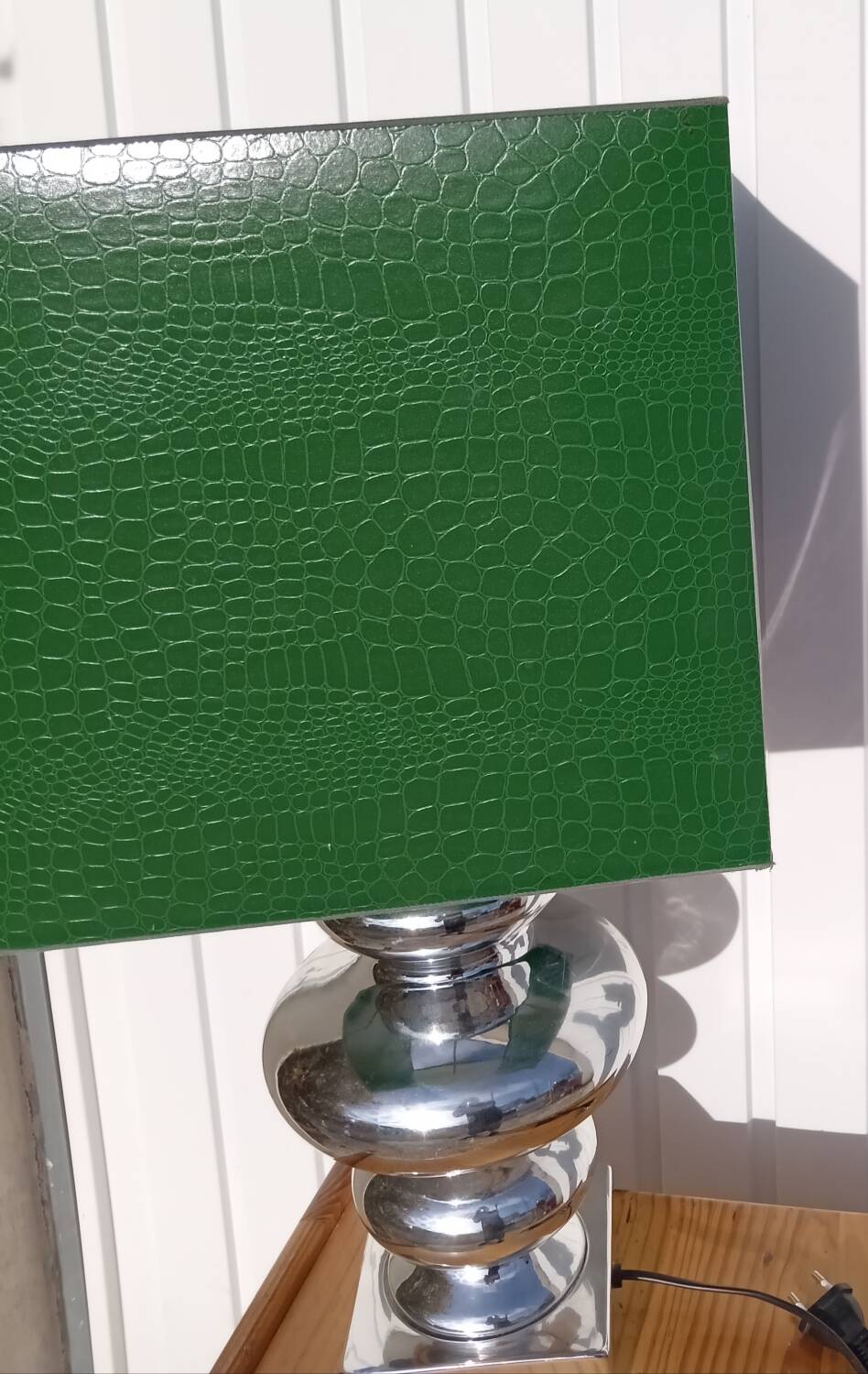 Chrome lamp