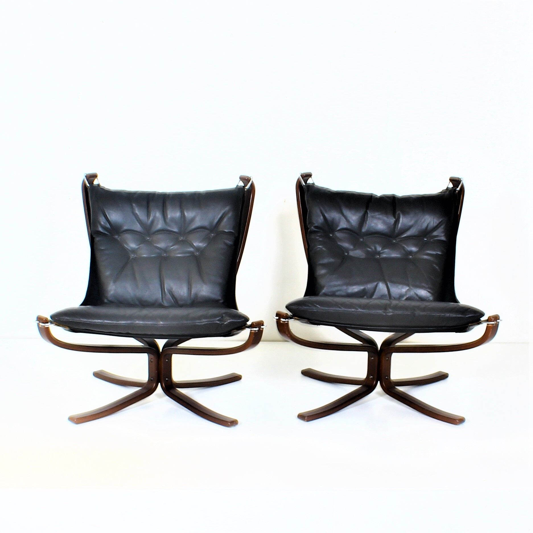 Pair of vintage falcon armchairs by sigurd scandinavian ressel 1970