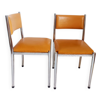 Pair of vintage leatherette and chrome chairs from the 1970s