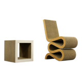 Wiggle chair with coffee table by Frank O. Gehry for Vitra