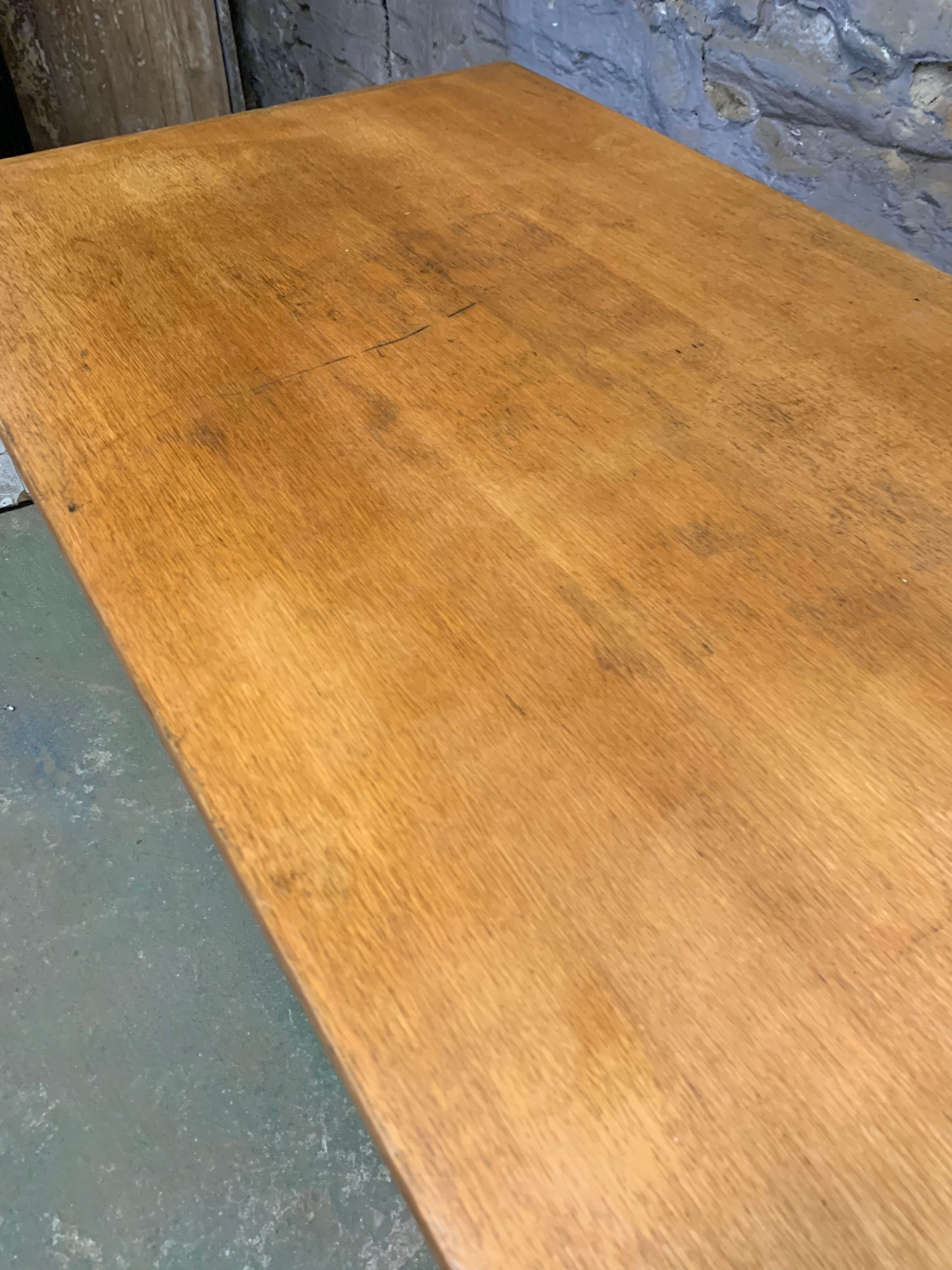 Vintage table oak and metal feet compass