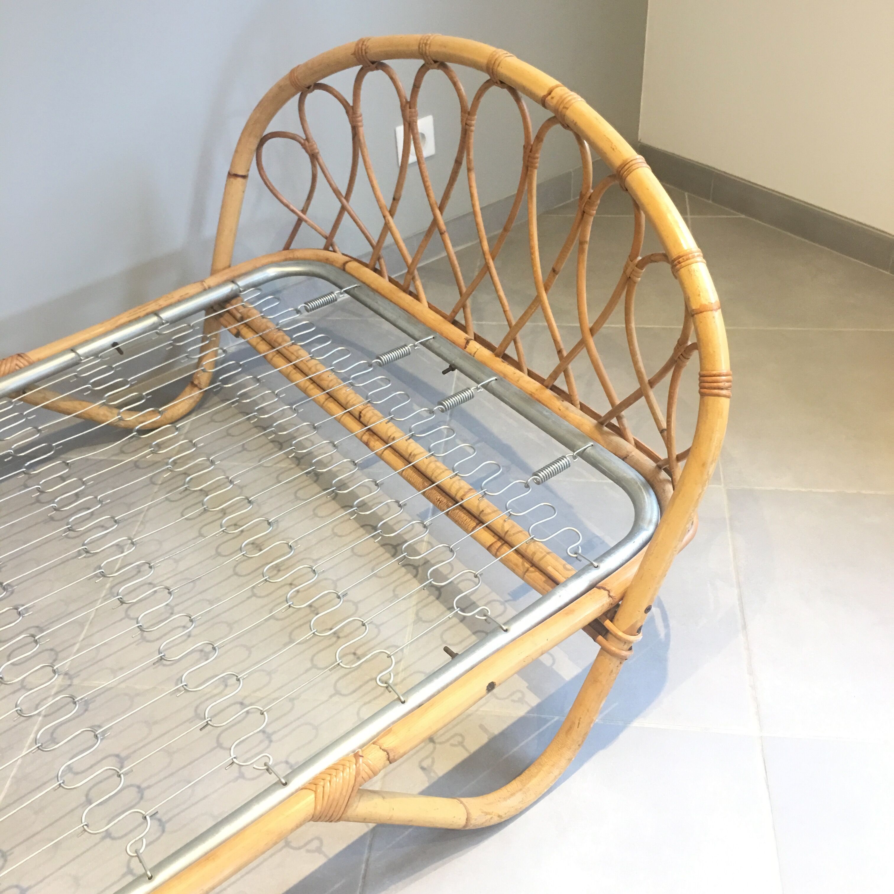 Vintage  rattan bed