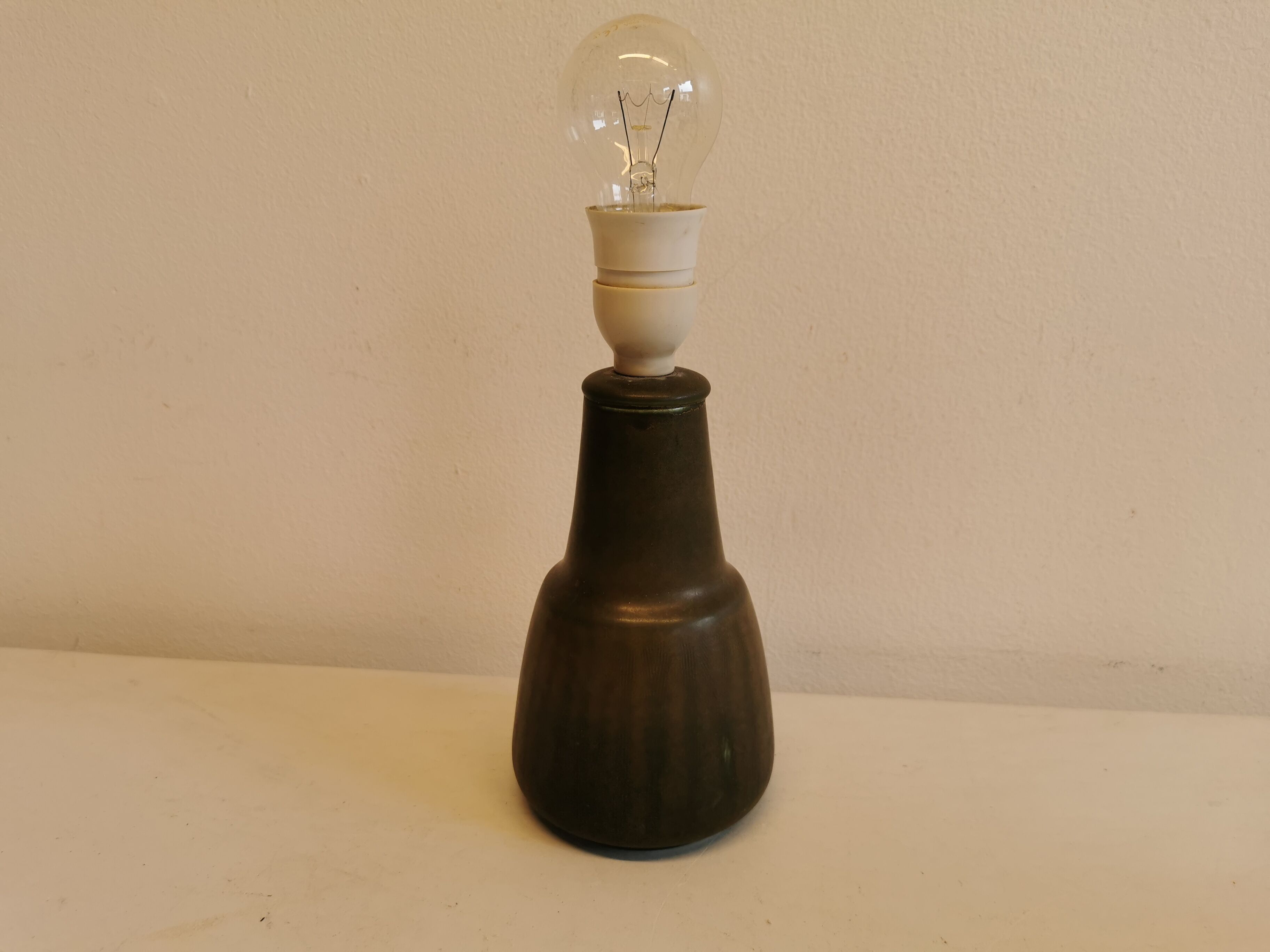 Danish green/brown ceramic table lamp, estimated 1960s.