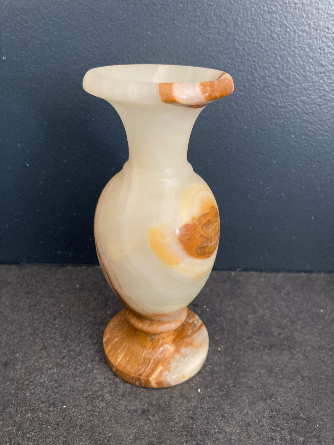 Onyx vase