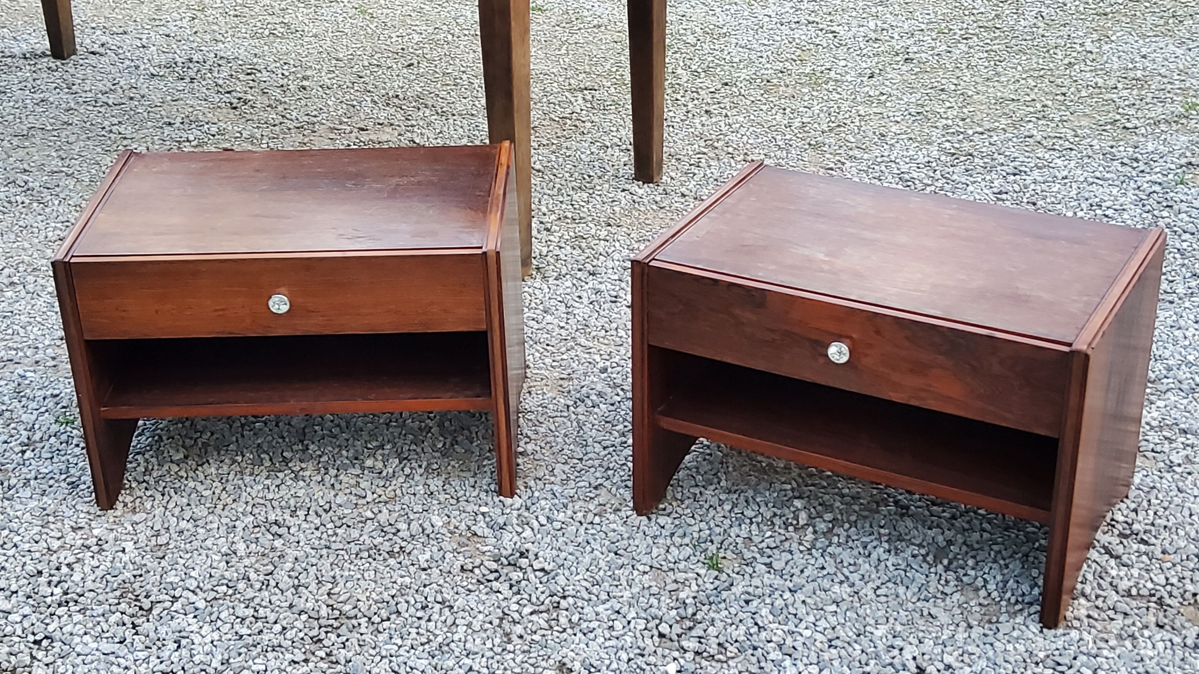 Pair of modernist art deco rosewood bedside tables from the 30s