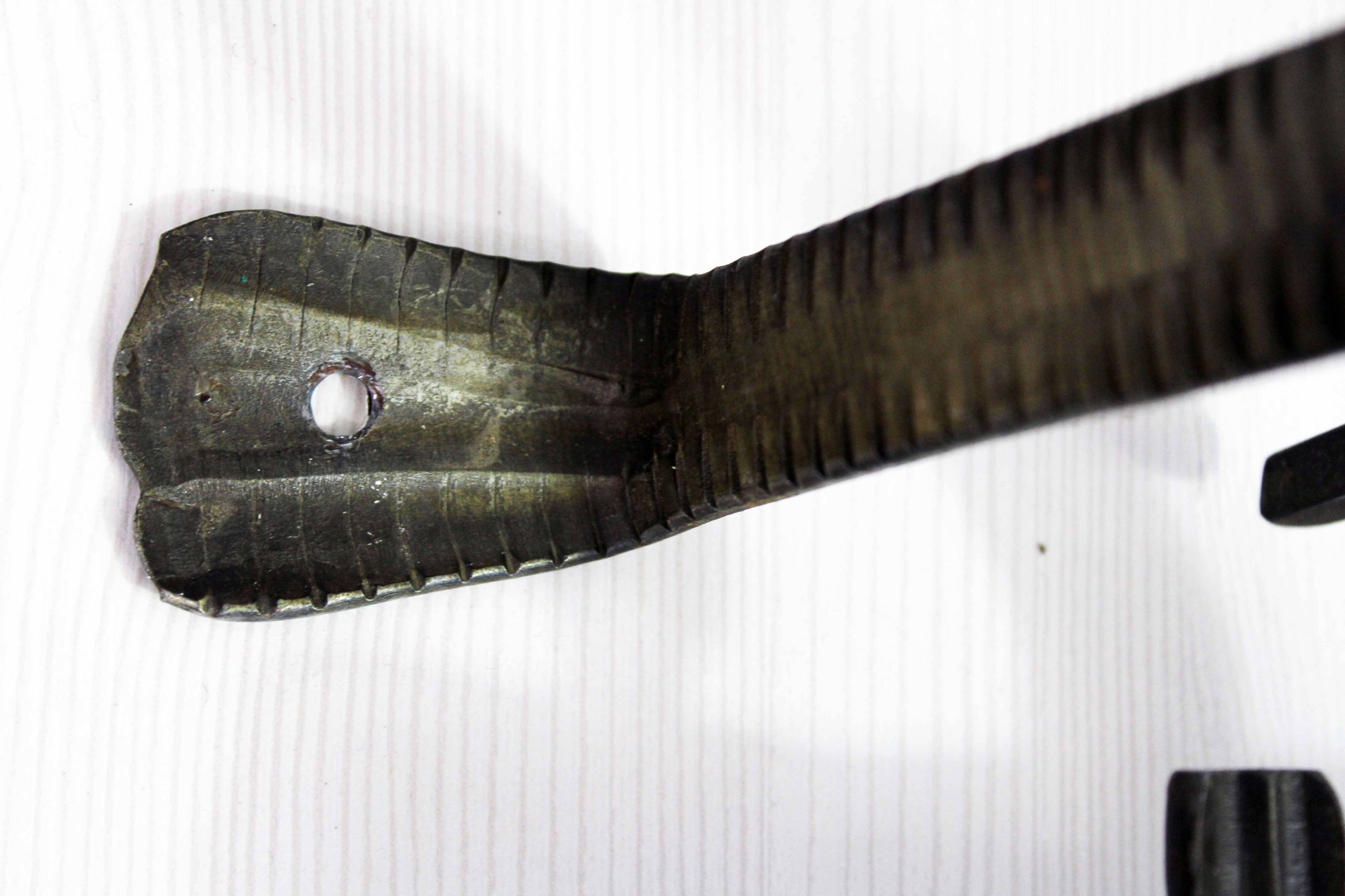 Metal wall coat rack