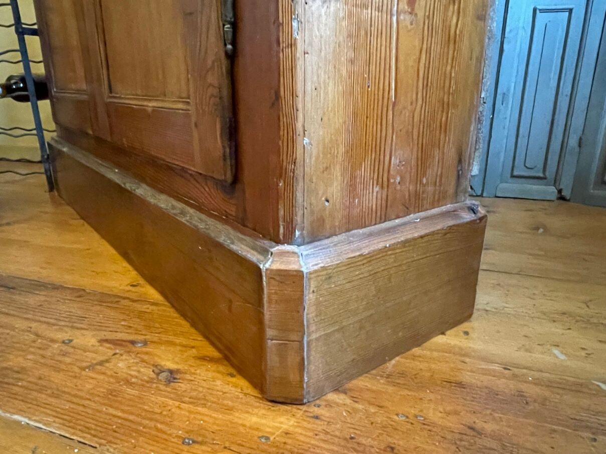 Wardrobe, kitchen cupboard, dresser, shelf.