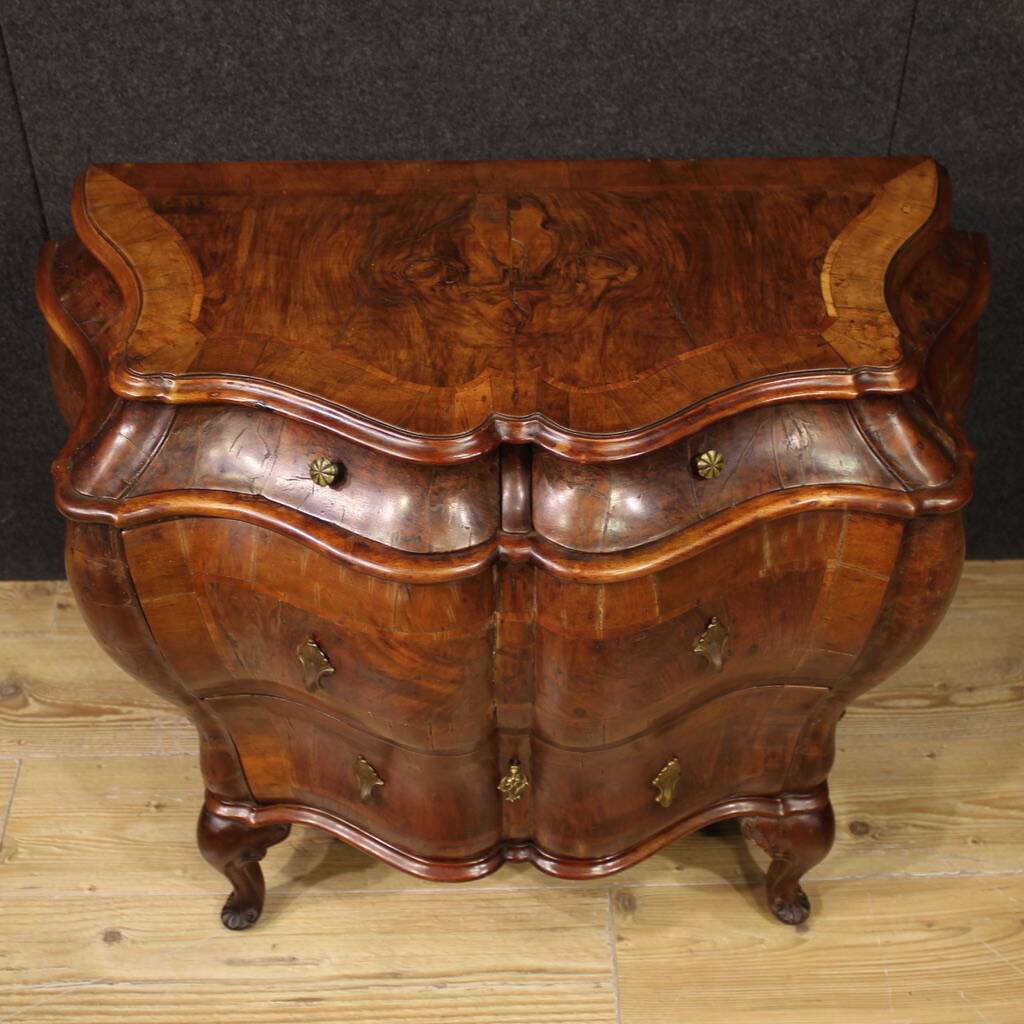 Venetian dresser in wood from the 20th century