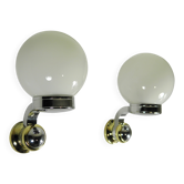Pair of "GLOBE" APPLIQUES in OPALINE and CHROME and GOLD metal - 70s-80s