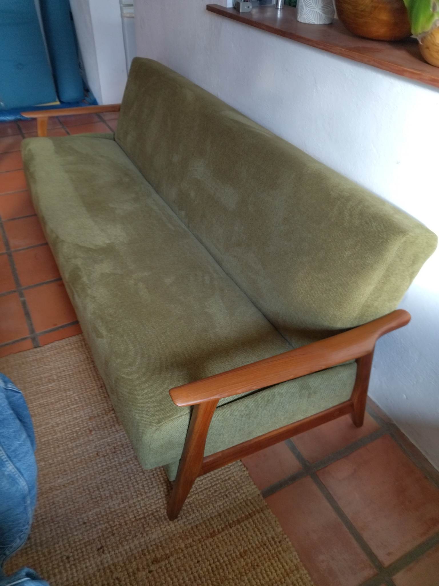 Scandinavian day bed sofa