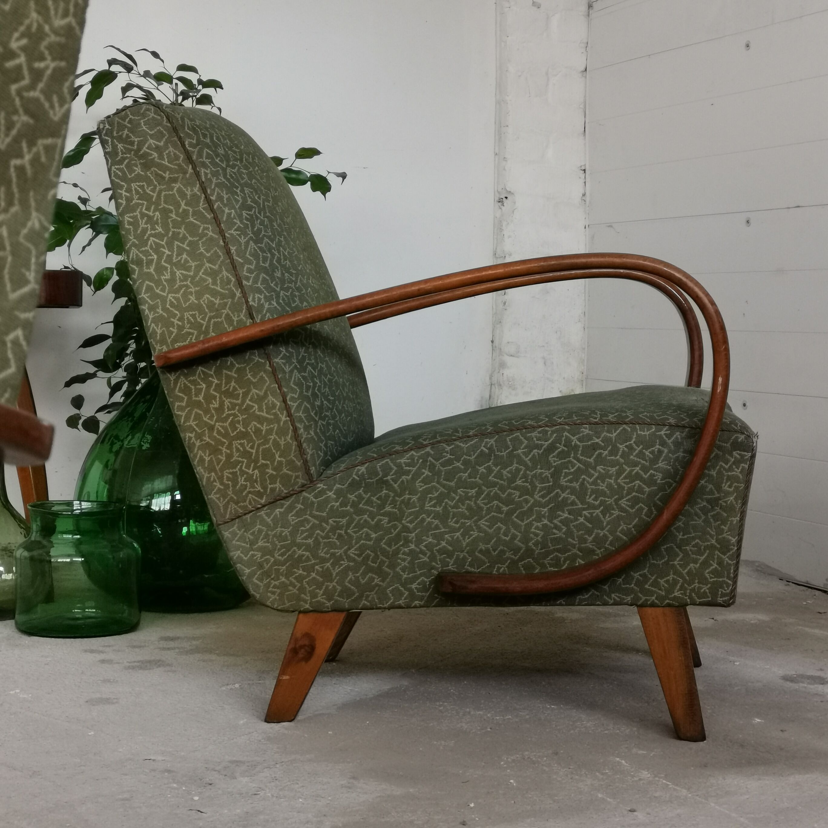 Pair of armchairs H72 by Jindrich Halabala for Ton - Thonet