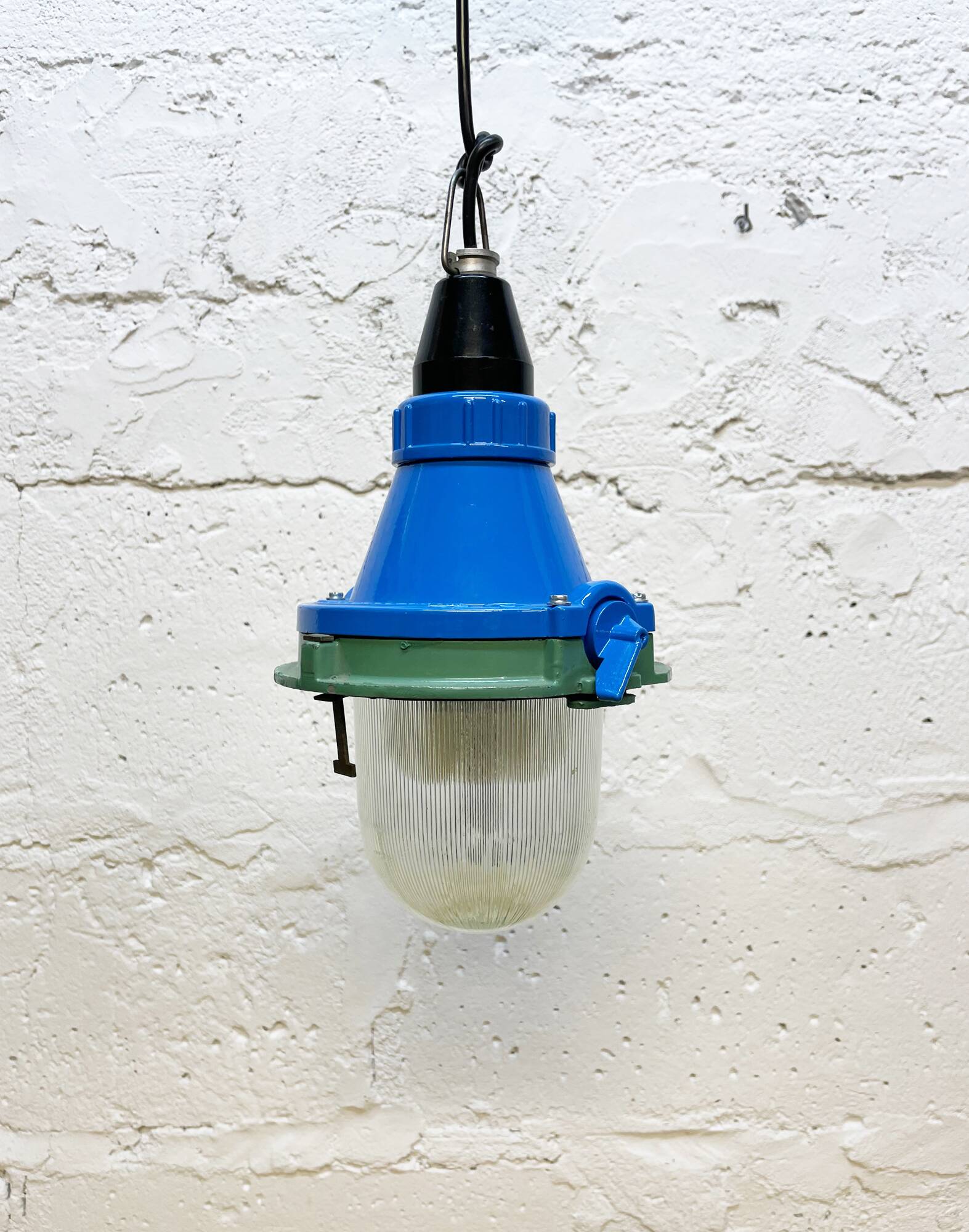 Industrial hanging lamp, 1974.