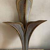 Lily leaf wall lamp