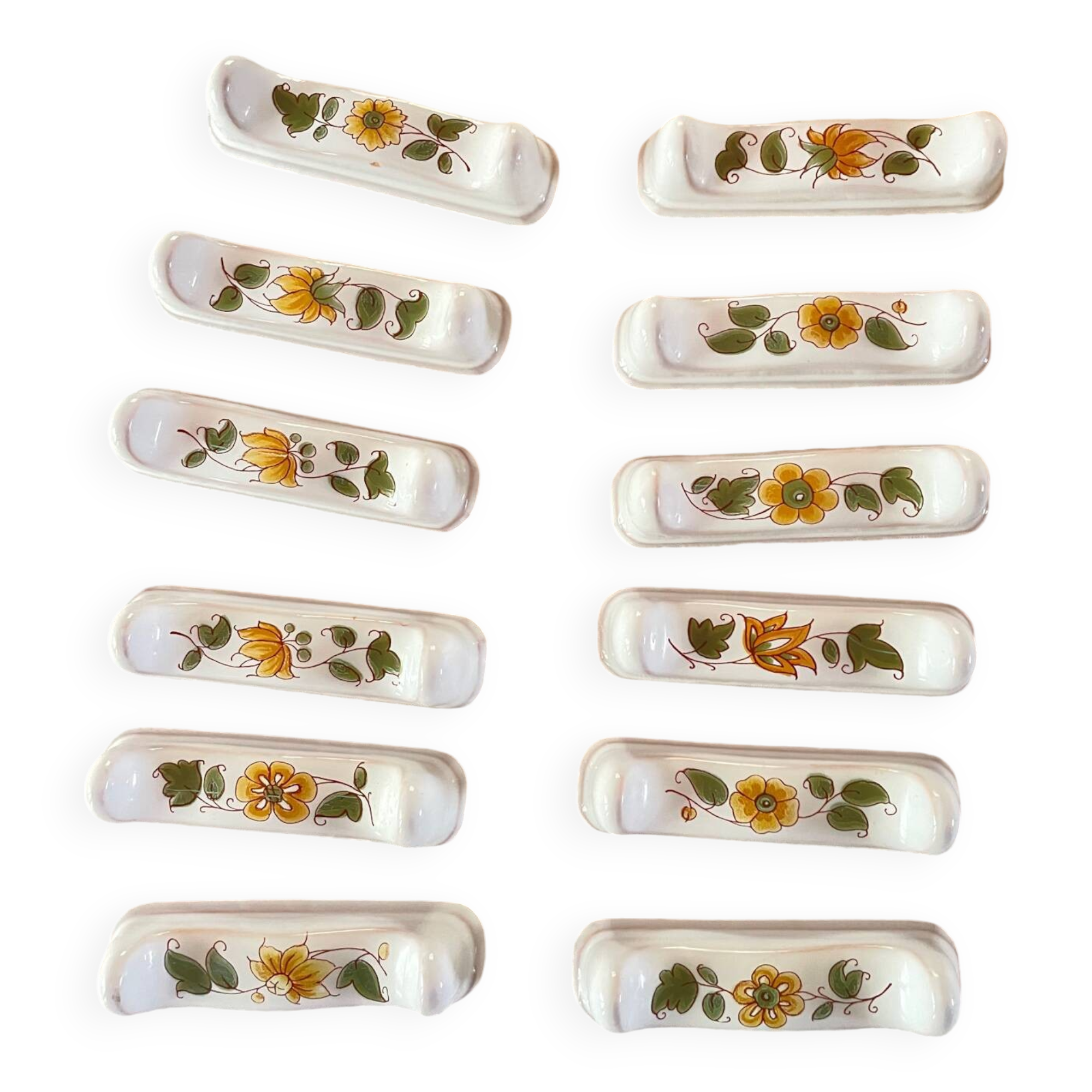 12 earthenware knife holders from Moustiers Sainte Marie at the time of the earthenware makers