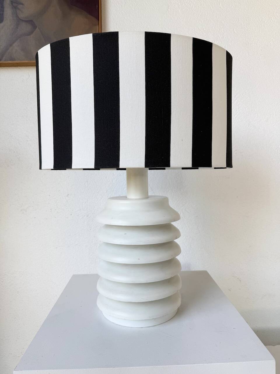 White lacquered metal table lamp from the 60s