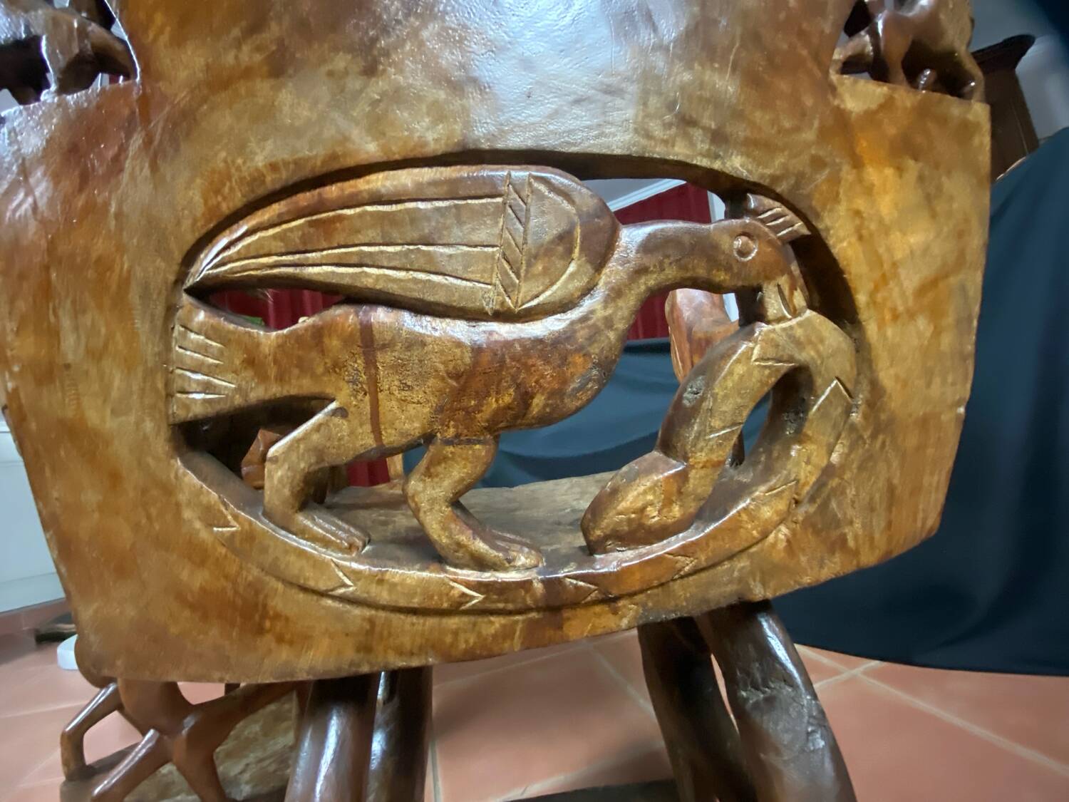 African tribal ensemble of 4 pieces of furniture for dignitaries of the Kingdom of Dahomey, Benin.