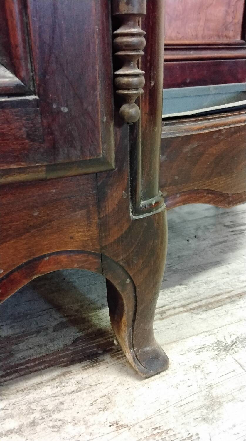 Large antique entrance cloakroom