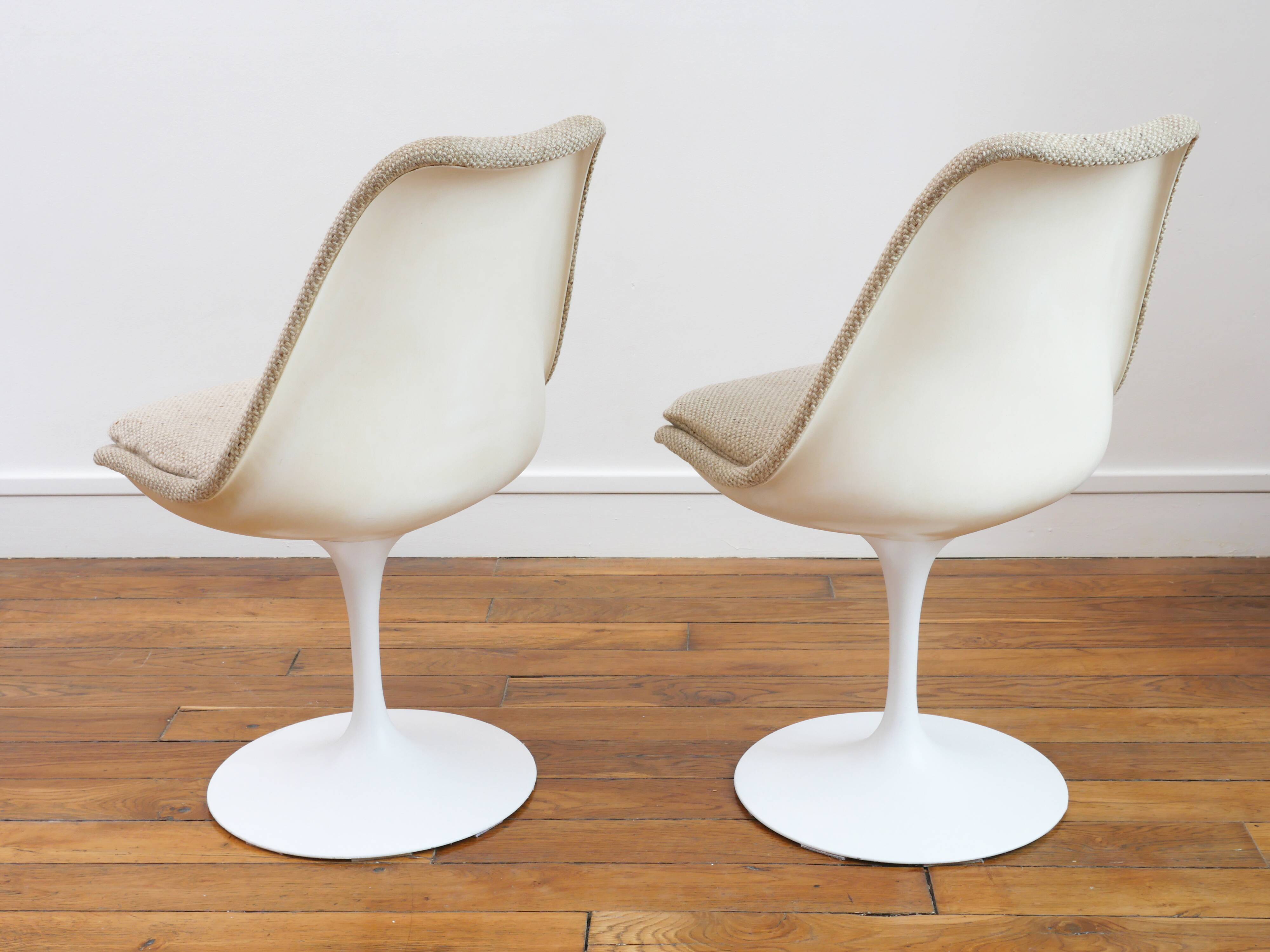 2 Tulip Chairs Knoll