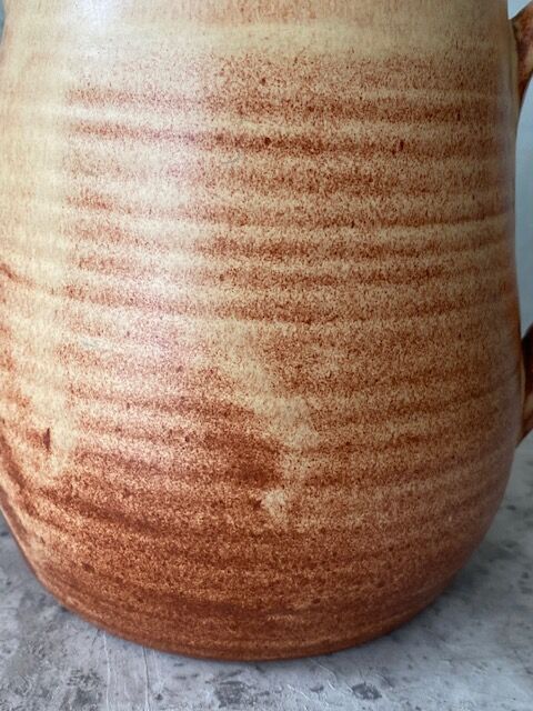 Sandstone pitcher with ice compartment