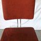 Chaise giratoire vintage en skaï rouge