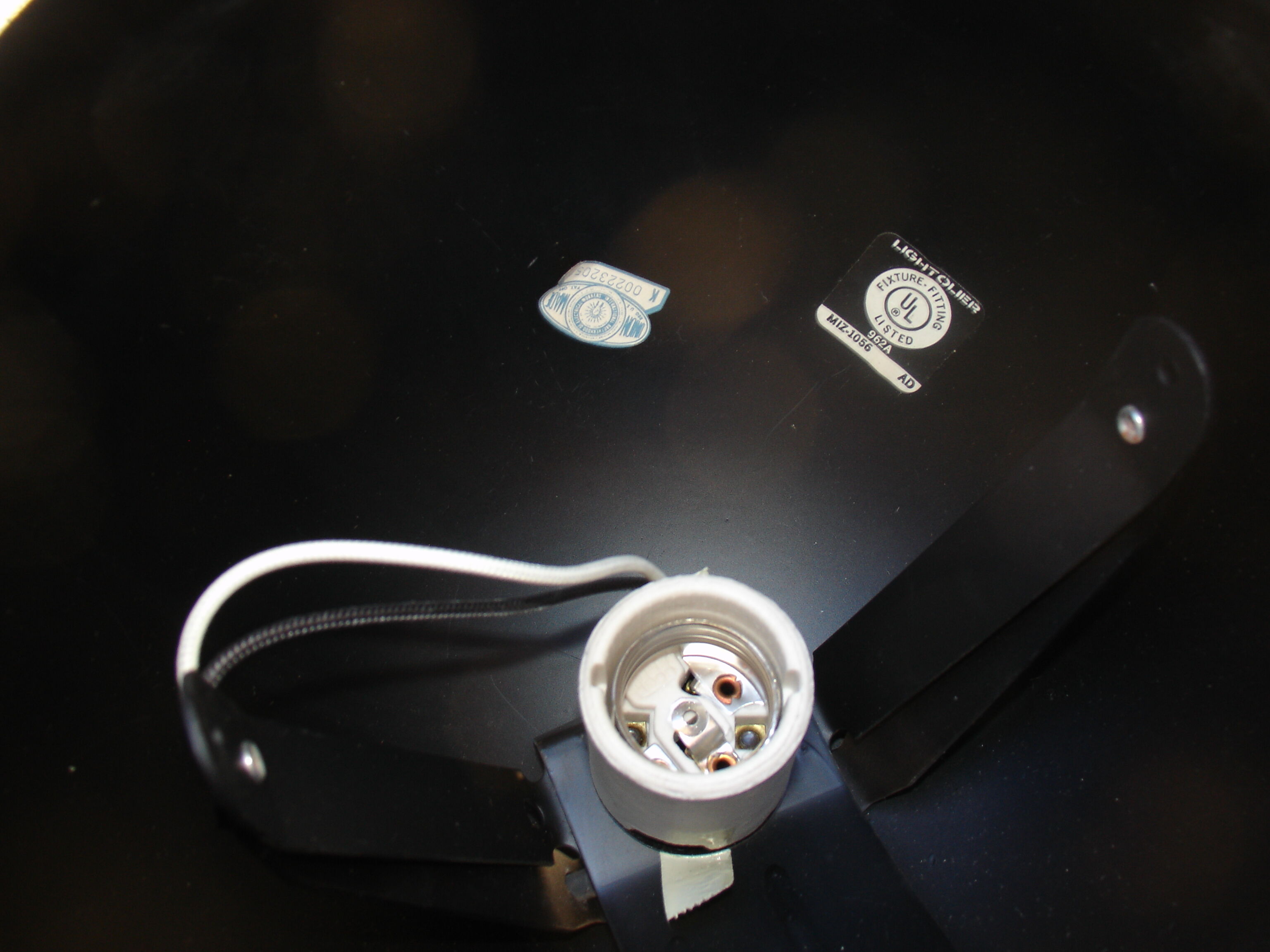 Light fixture circa 1970 by the American brand Lightolier