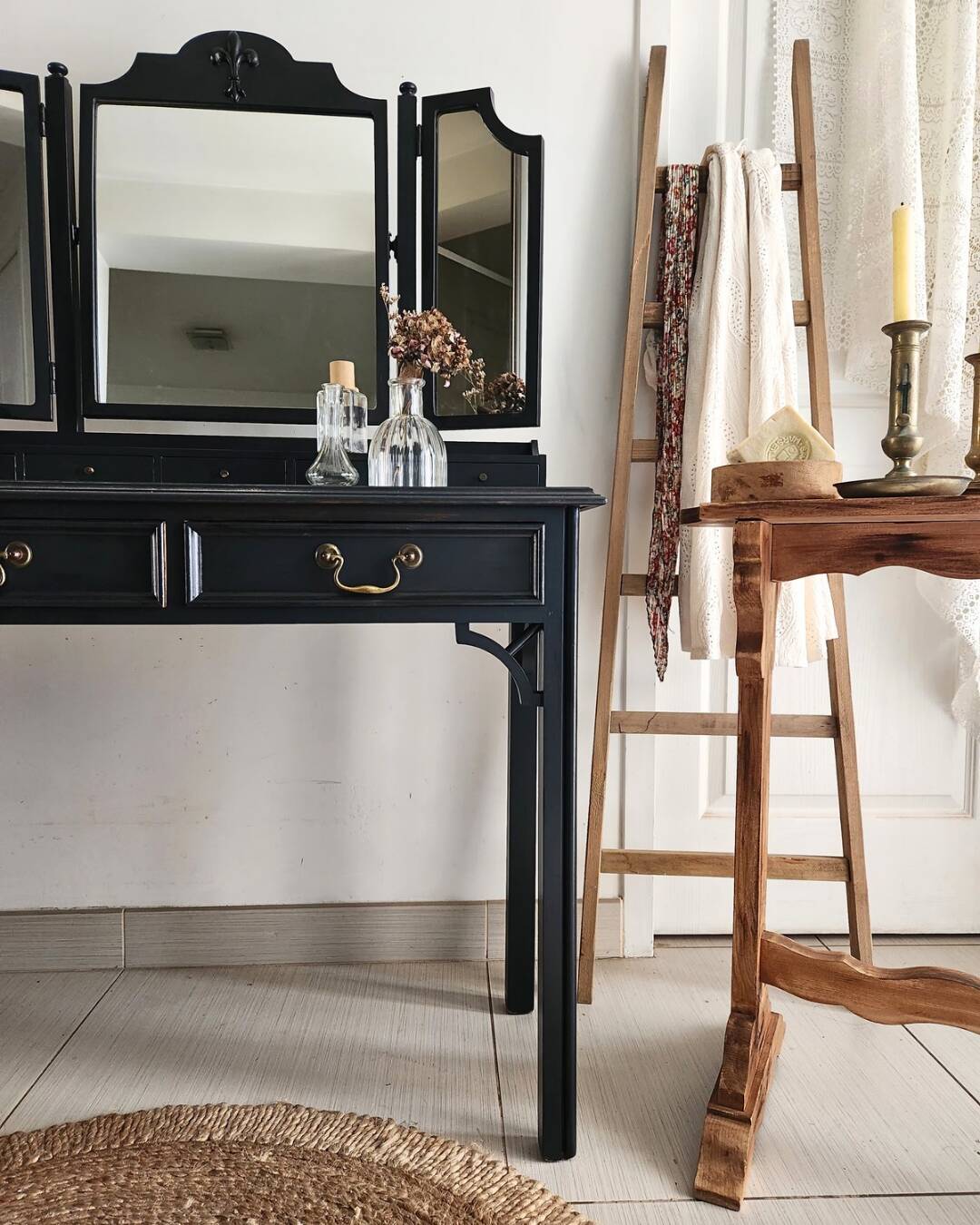 Antique dressing table