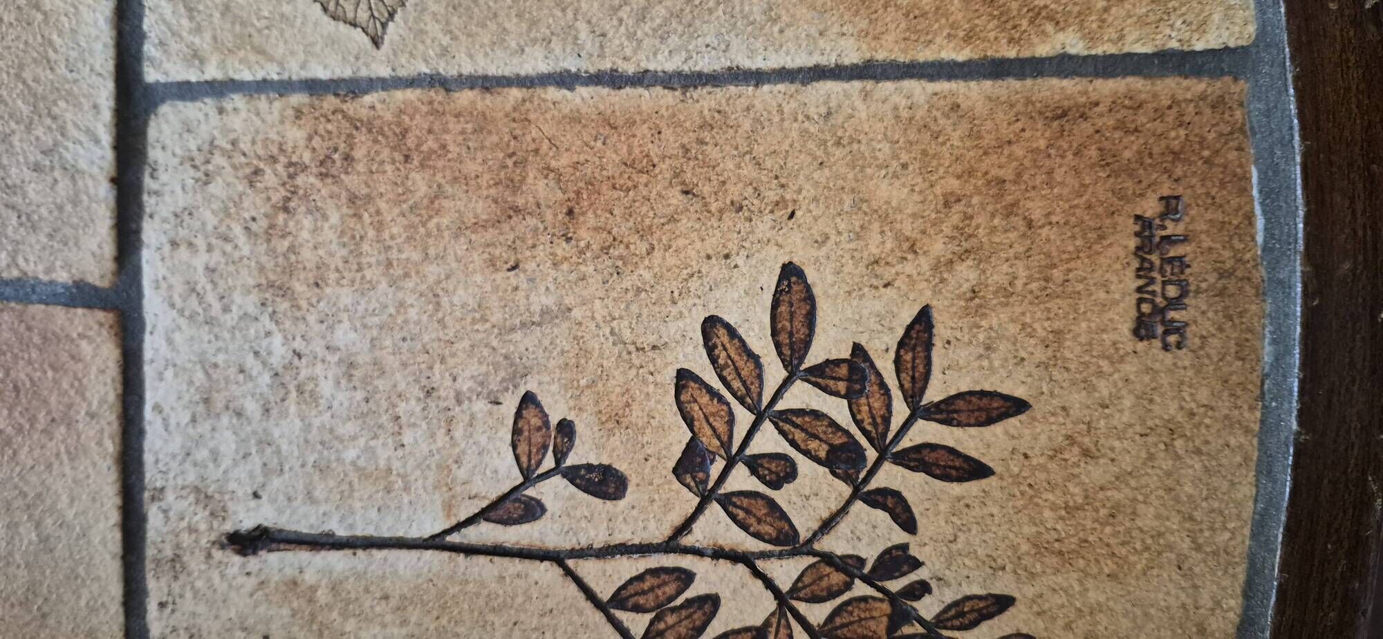 Vintage leduc table