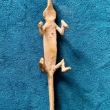 6 crocodile-shaped brass knife holders