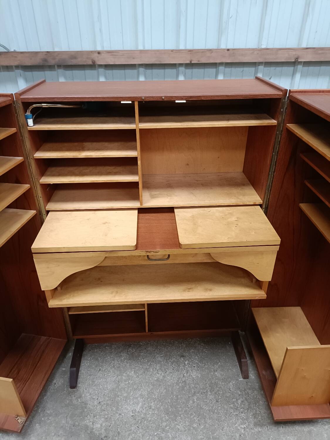Bureau Magic Box par Mummenthaler et Meier, Suisse, années 60