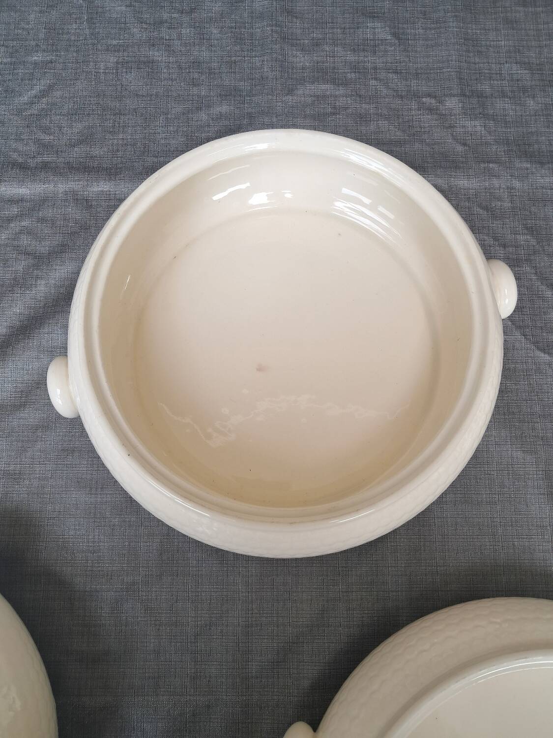 Large serving dish for couscous or other