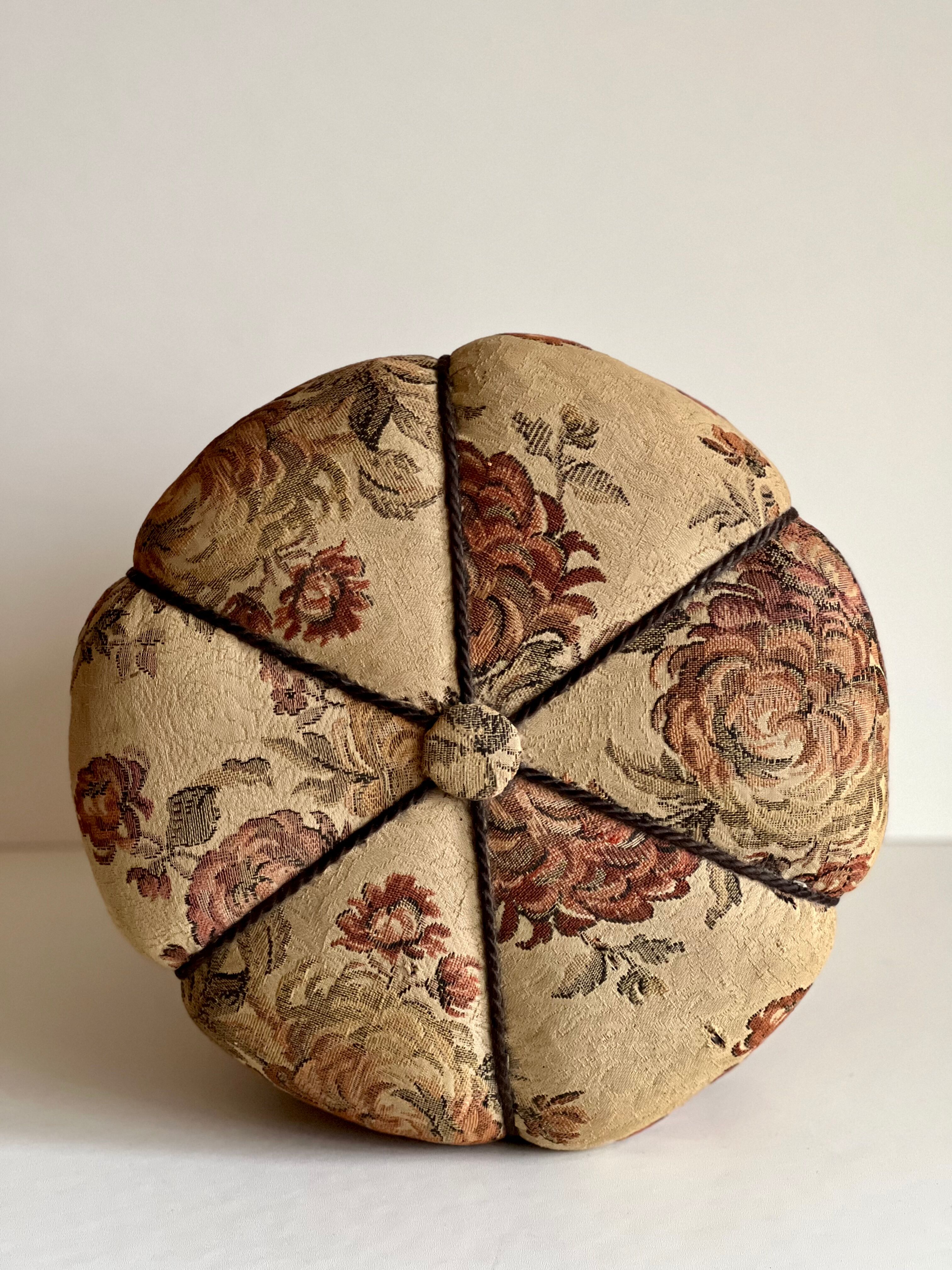 Tabouret de Jindrich Halabala, 1930'