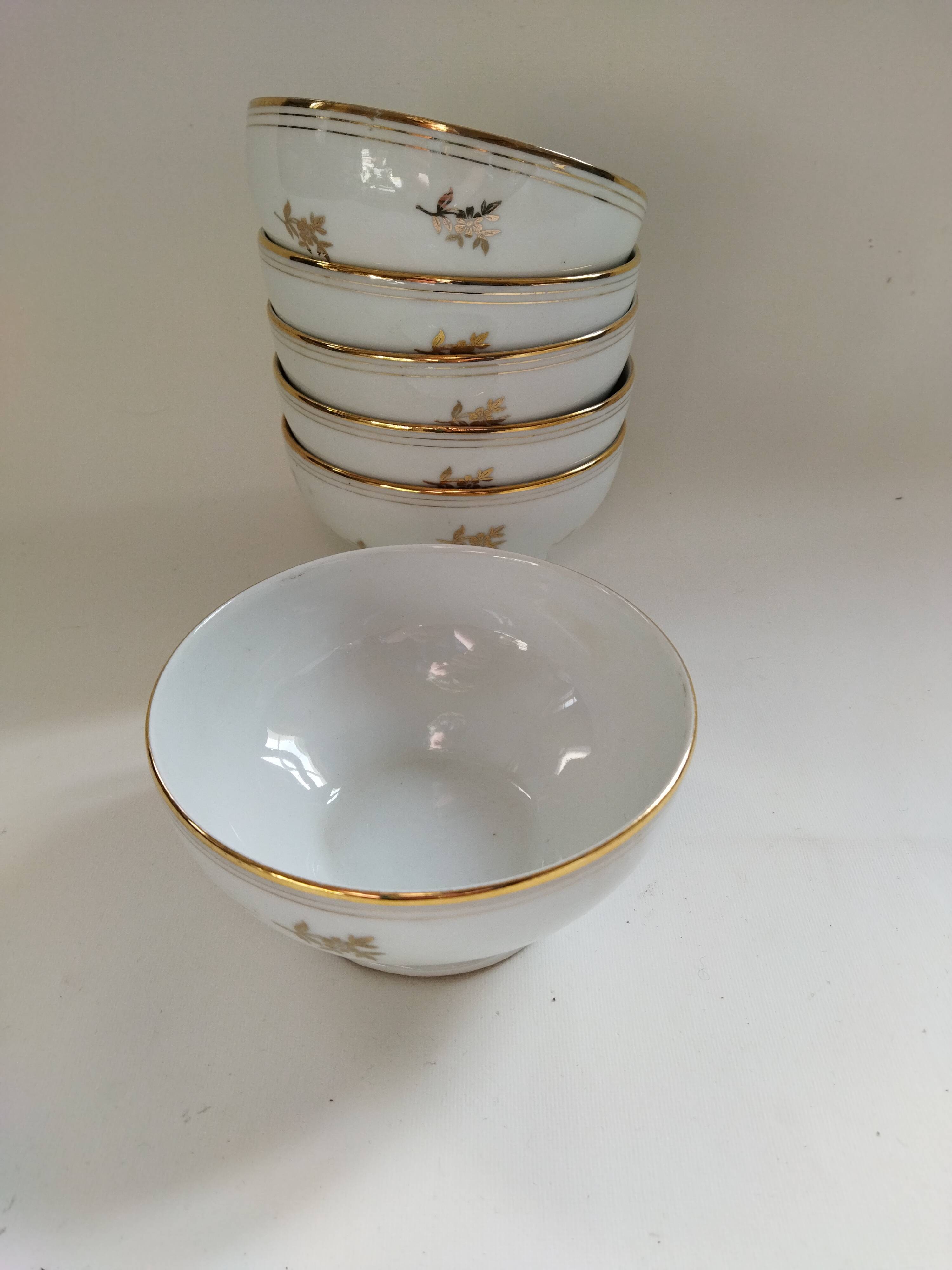 6 bols en porcelaine de Vierzon
