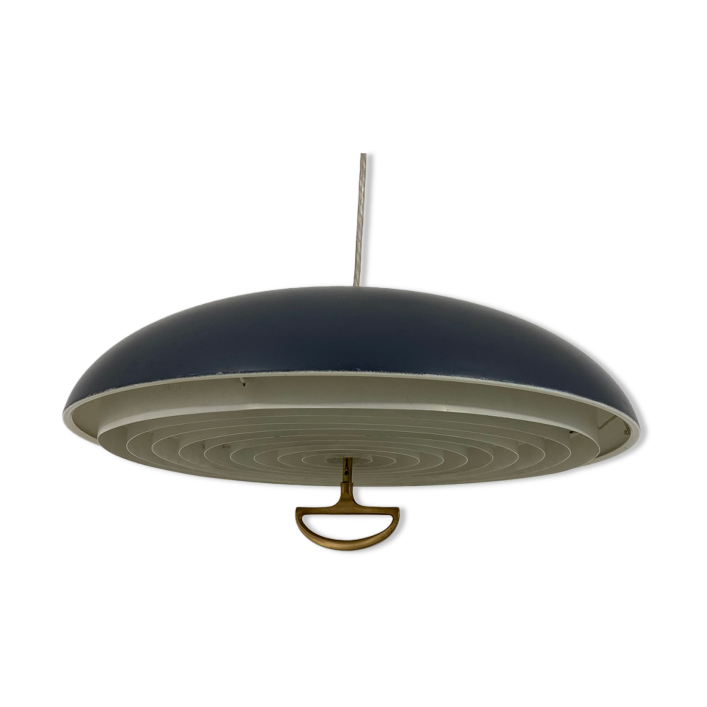 Californiapendel suspension by Louis Poulsen