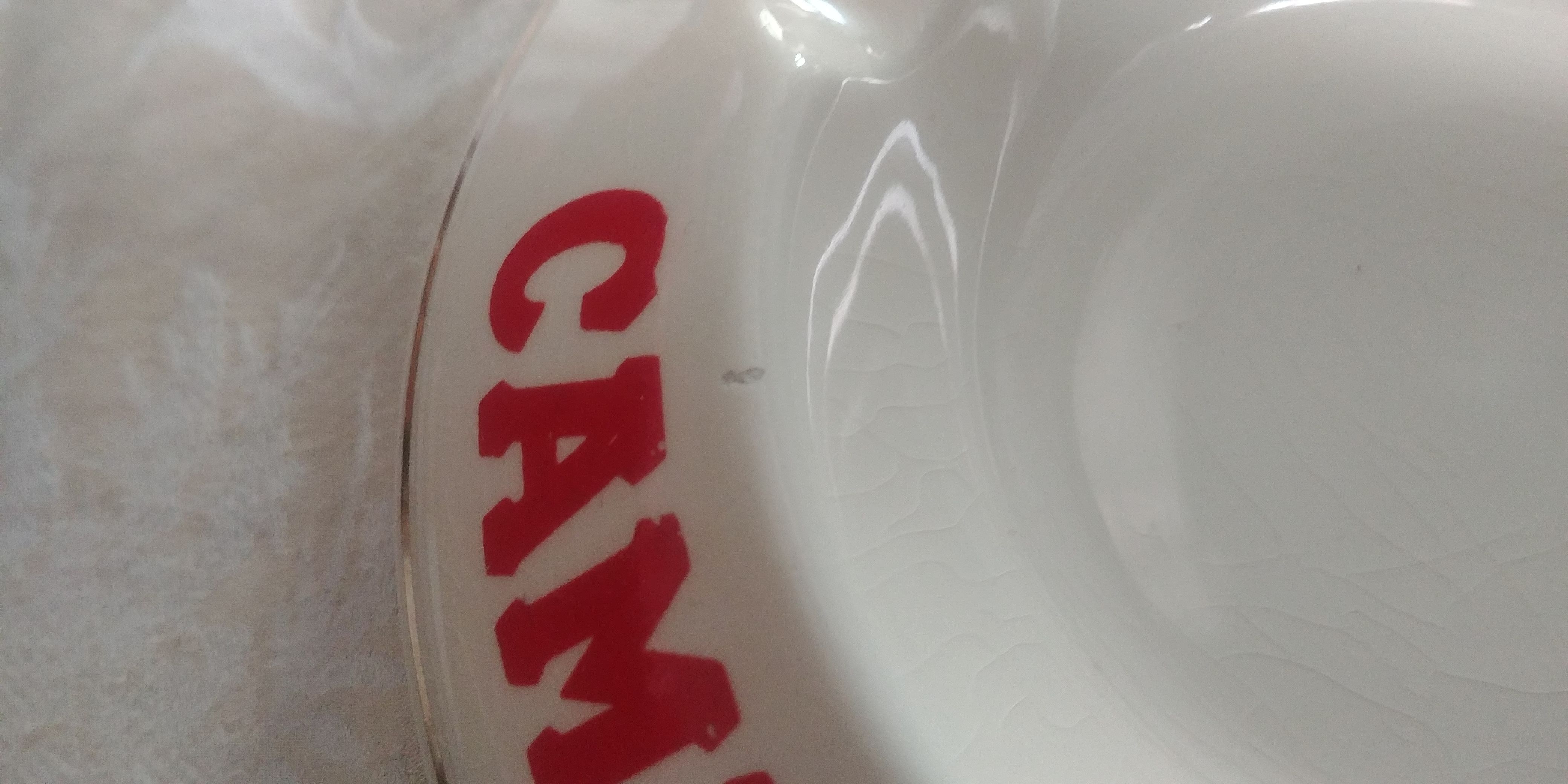 Campari ashtray in Porcelain Orchies Moulion des Loups cream/red