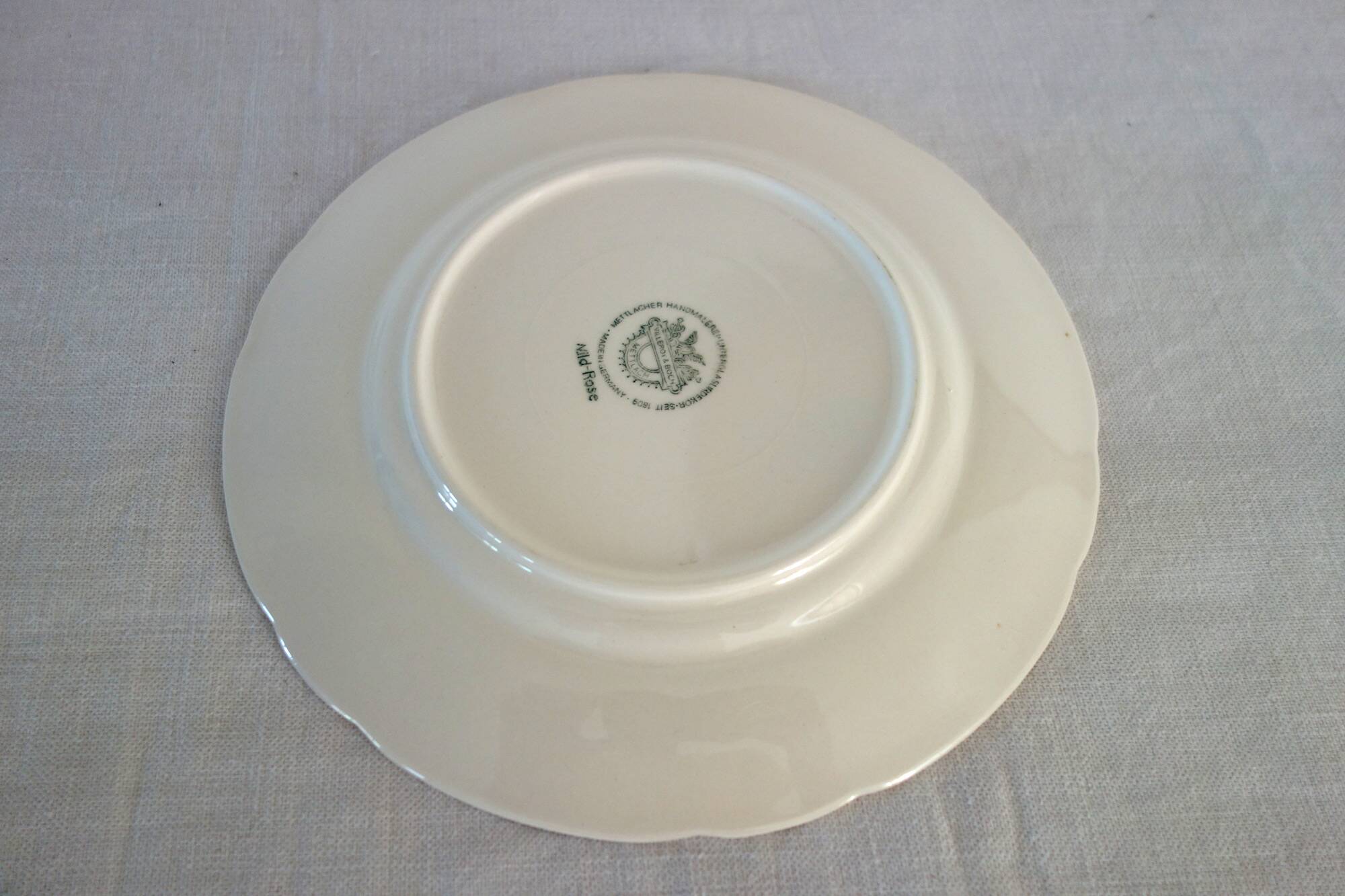 6 assiettes plates Villeroy & Boch "Wild rose", 1970