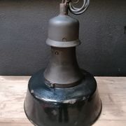 Industrial hanging lamps in enamelled metal, 50
