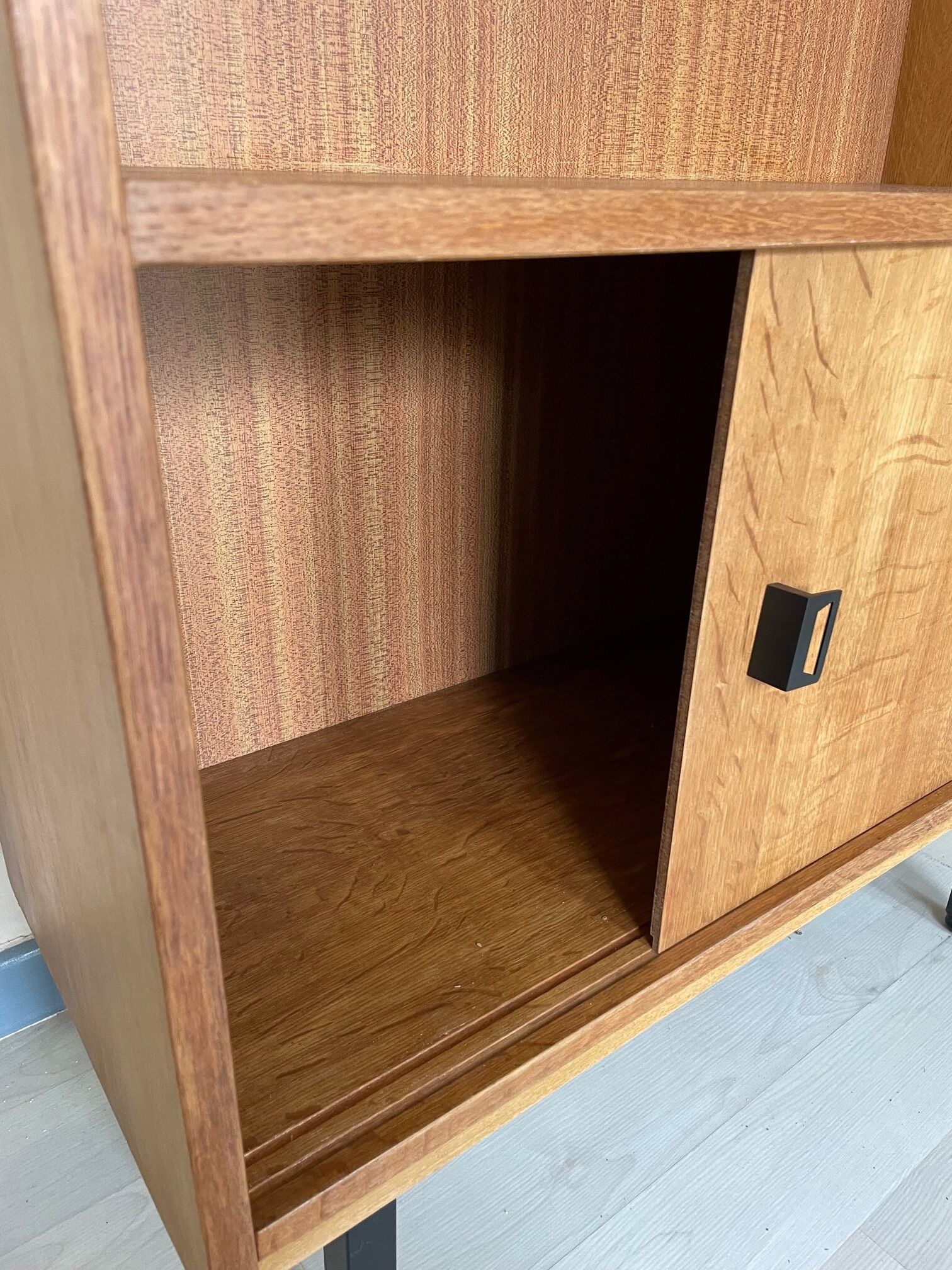 Vintage bookcase refurbished