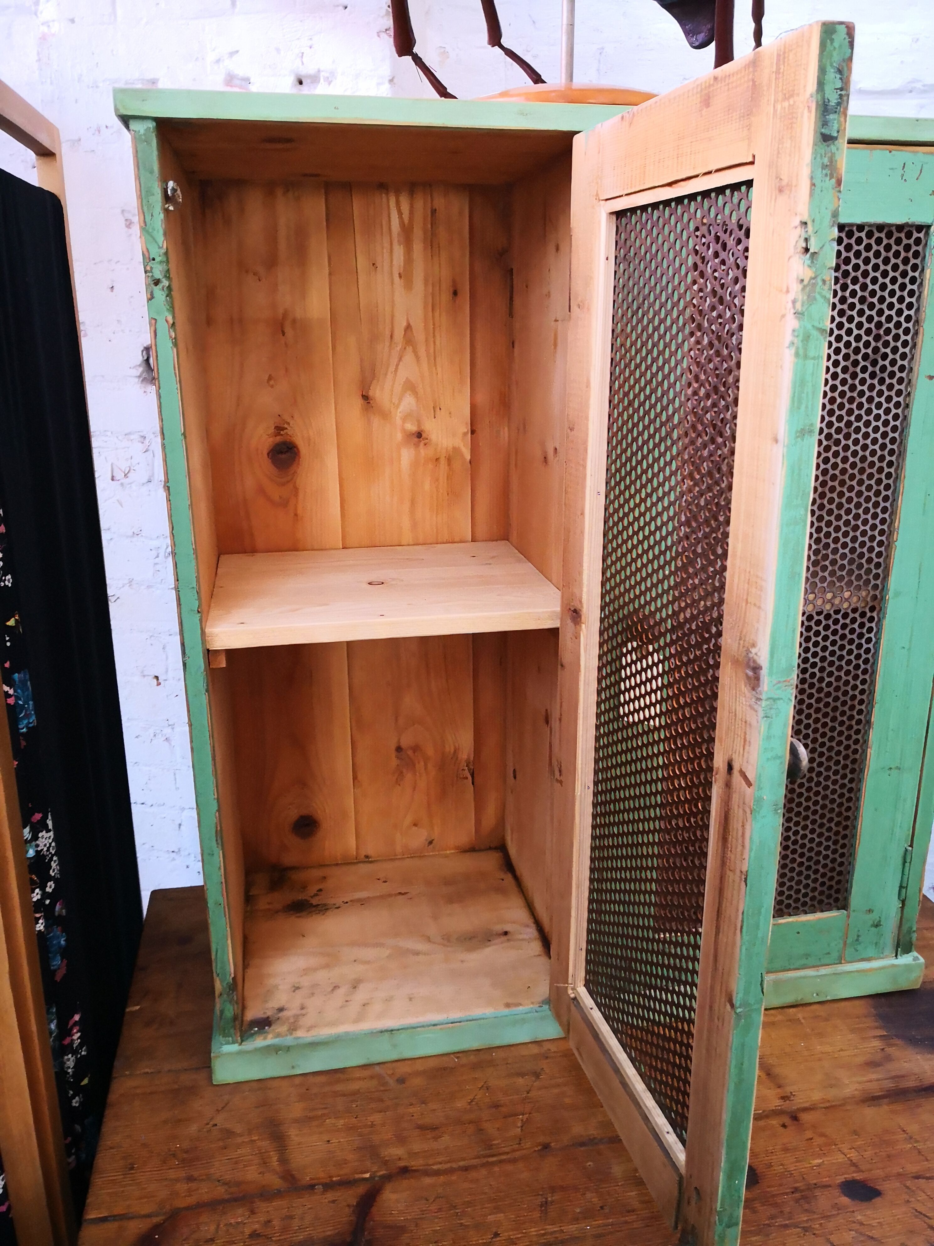 Garde manger en bois années 60