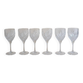 Série de 6 verres à vin en cristal taillé