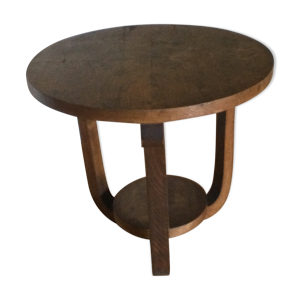 Table guéridon style