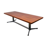 Table basse allongée en teck avec piètement en métal
