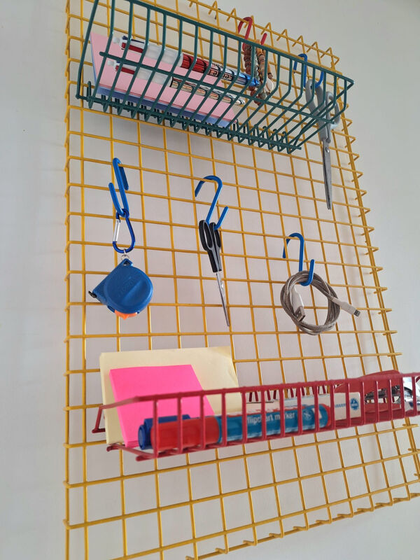 Organisateur vintage, grille de rangement, armoire murale