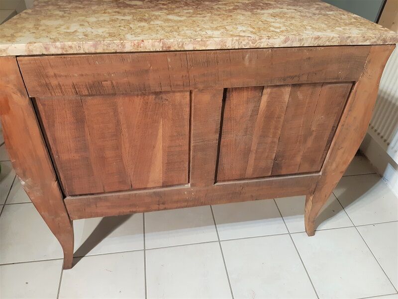 Comfortable style Louis XV rosewood, curved all sides, décor marked with flowers