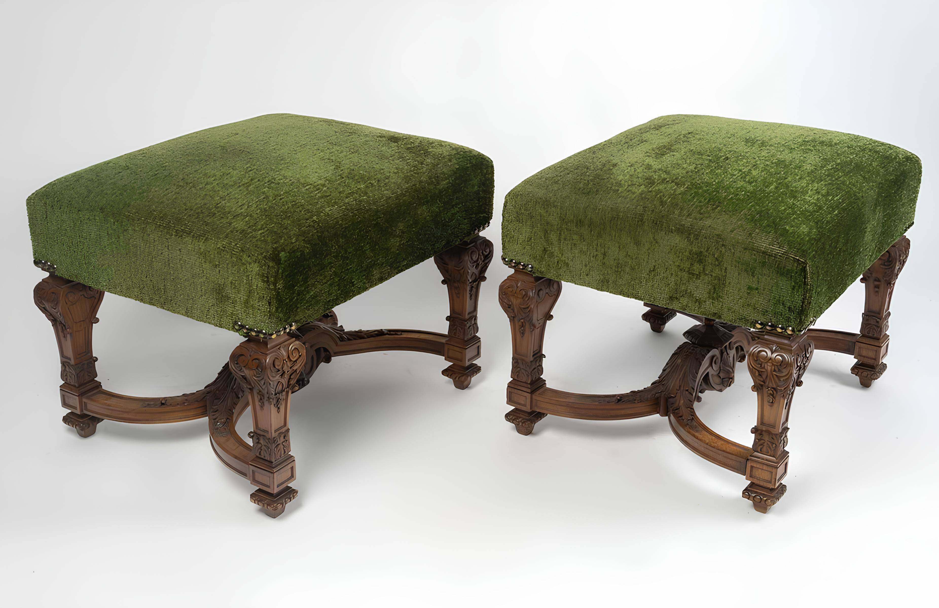 Important Pair of Sculpted Walnut Stools, Louis XIV Style