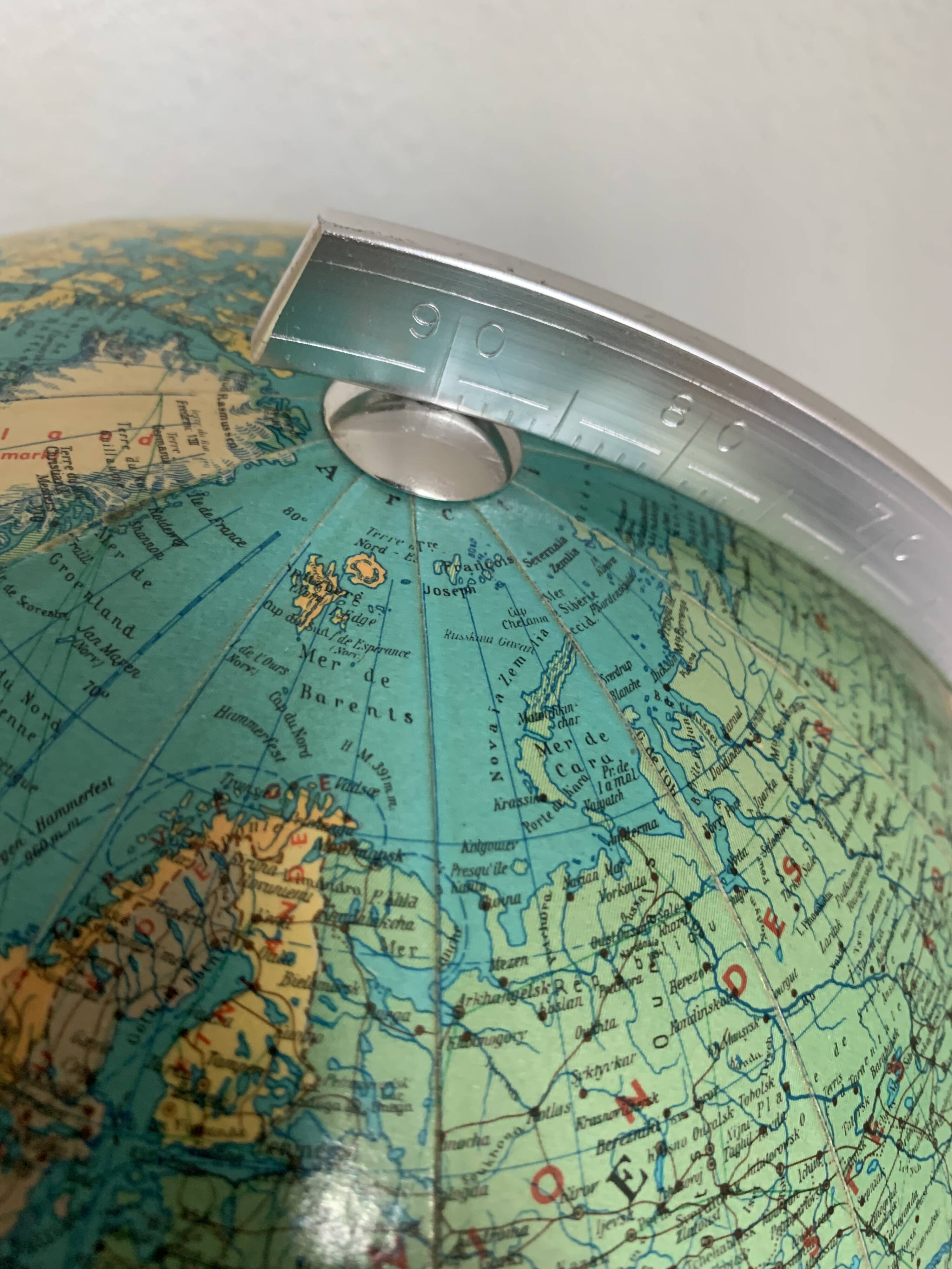 Vintage globe 1976 German terrestrial (French) JRO changeable image - 34 cm