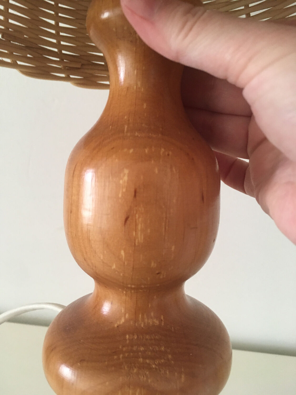 Wicker lamp