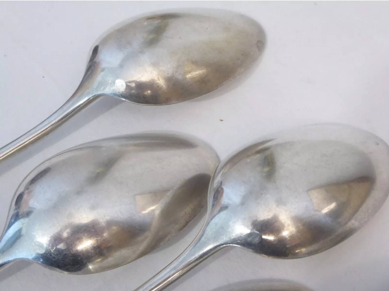 10 silver plated metal table spoons