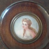 Portrait miniature quality lady in rose dress