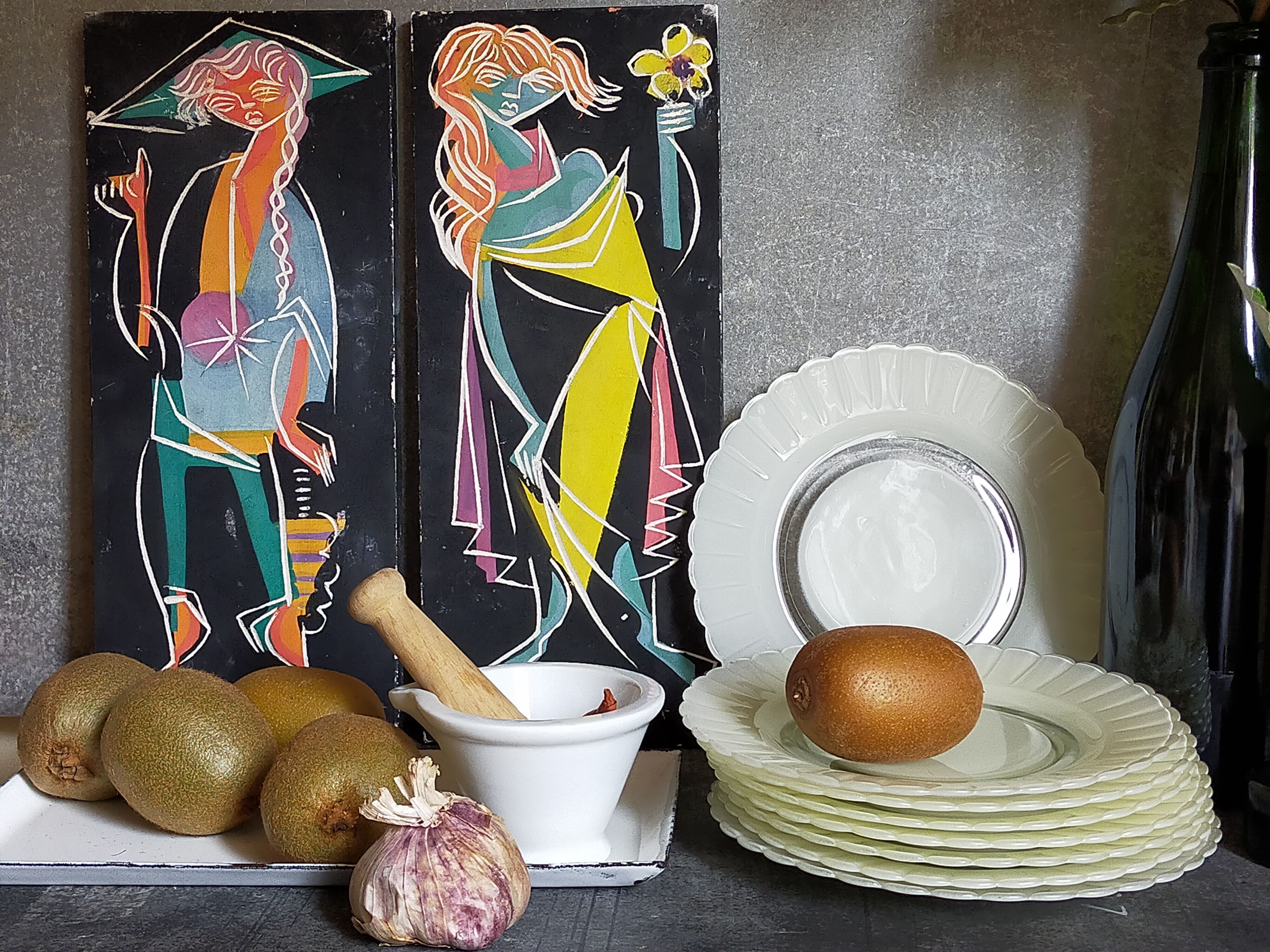 Eight Duralex dessert plates in 60s painted glass