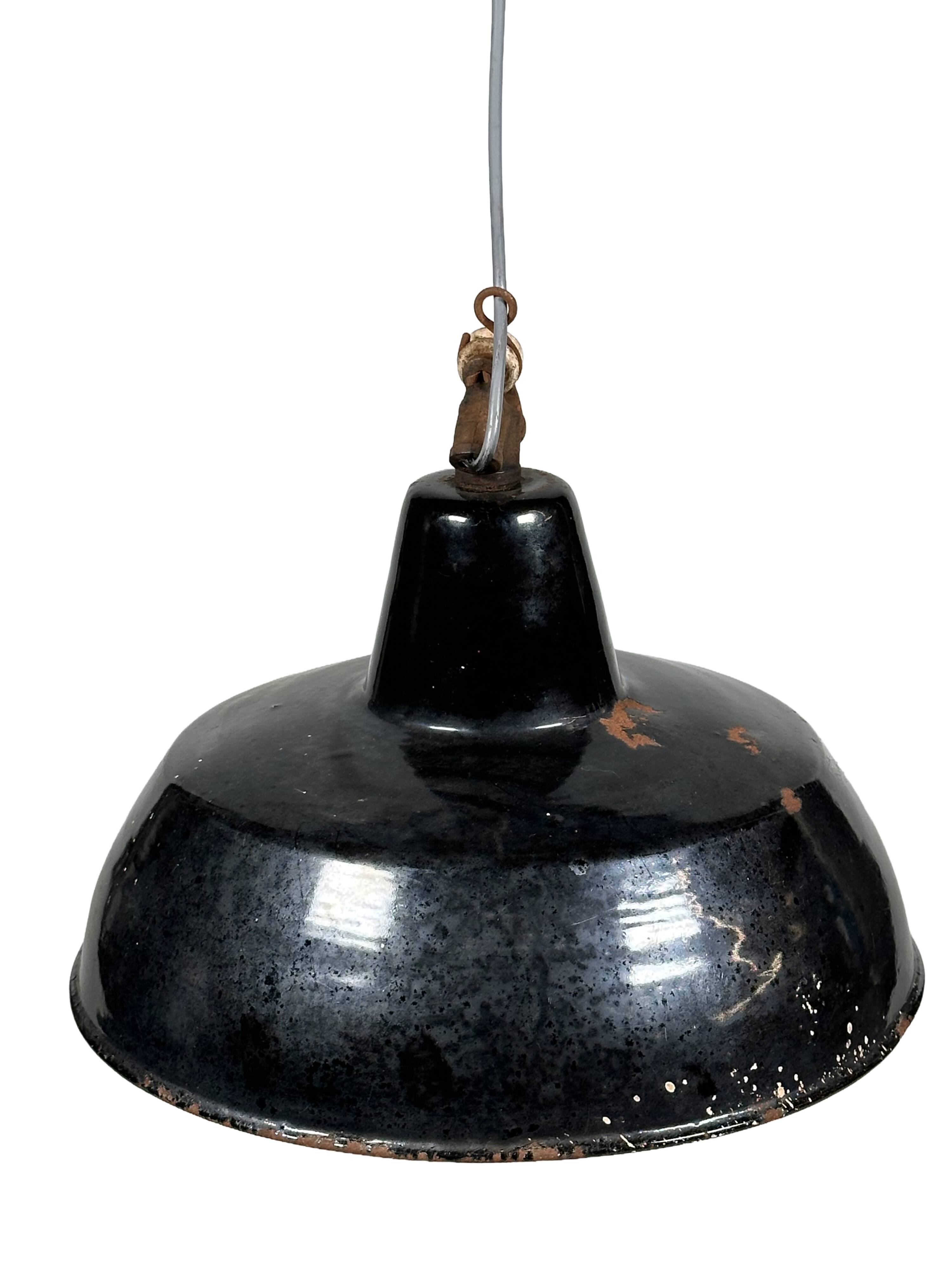 1930s/1940s Ceiling Lamp Industrial Lamp Enamel Loft Metal Bauhaus Design